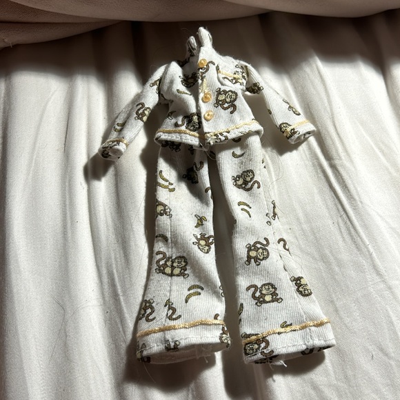 Bratz Doll Clothes. - Picture 2 of 9